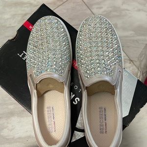 Skechers slip on shoe